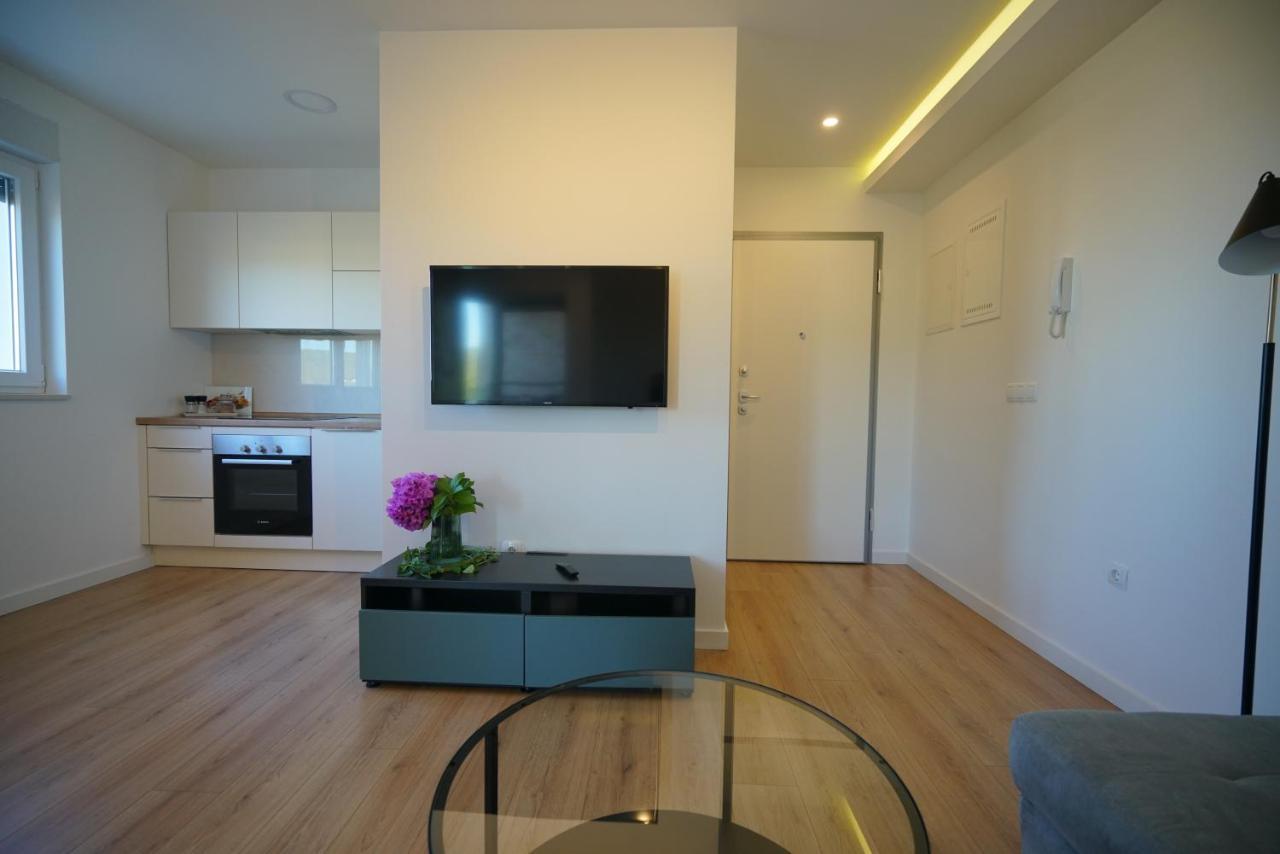 Apartment Perla Sukosan Bagian luar foto