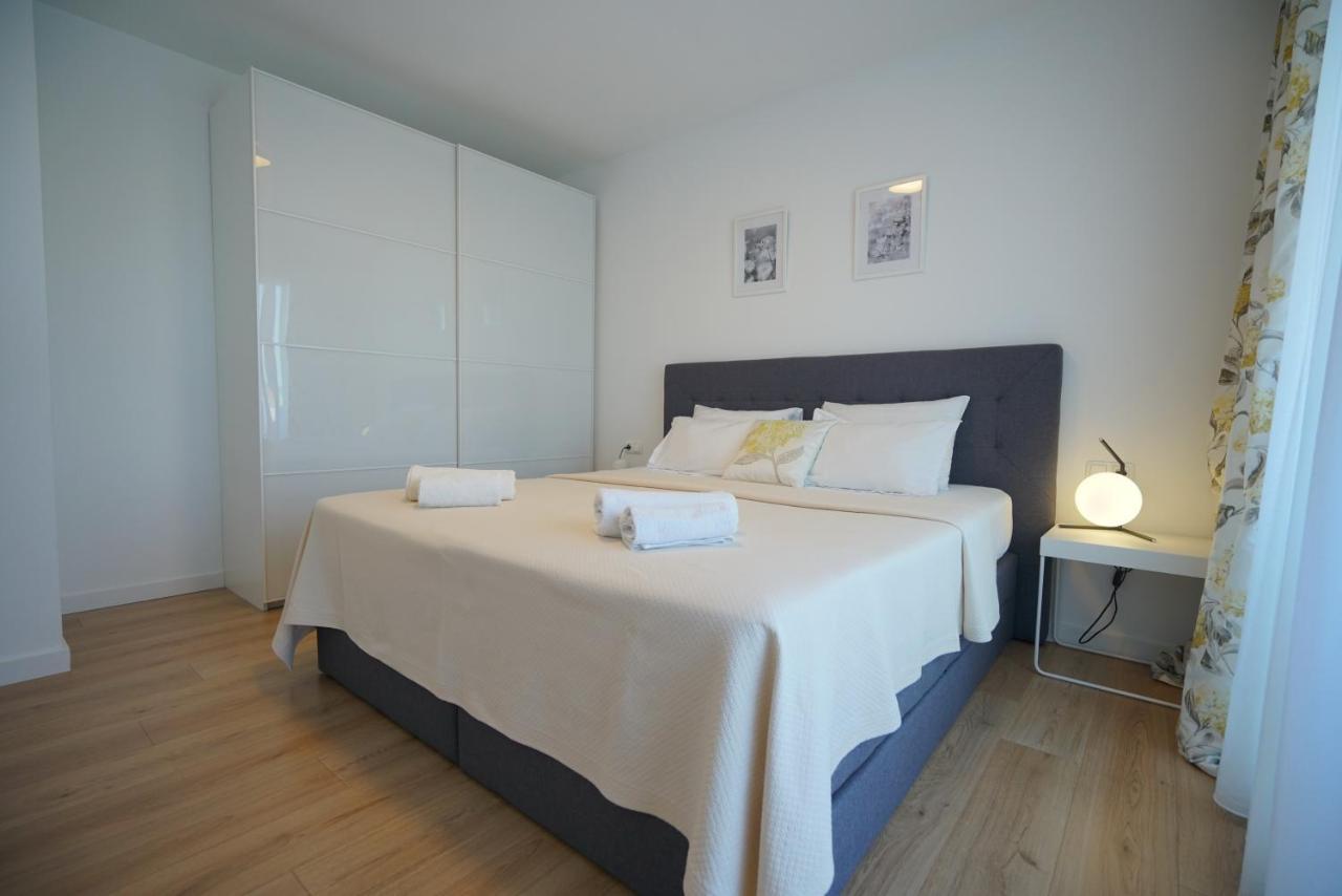 Apartment Perla Sukosan Bagian luar foto